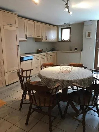 Hotel LEA - Maison Caerdinael