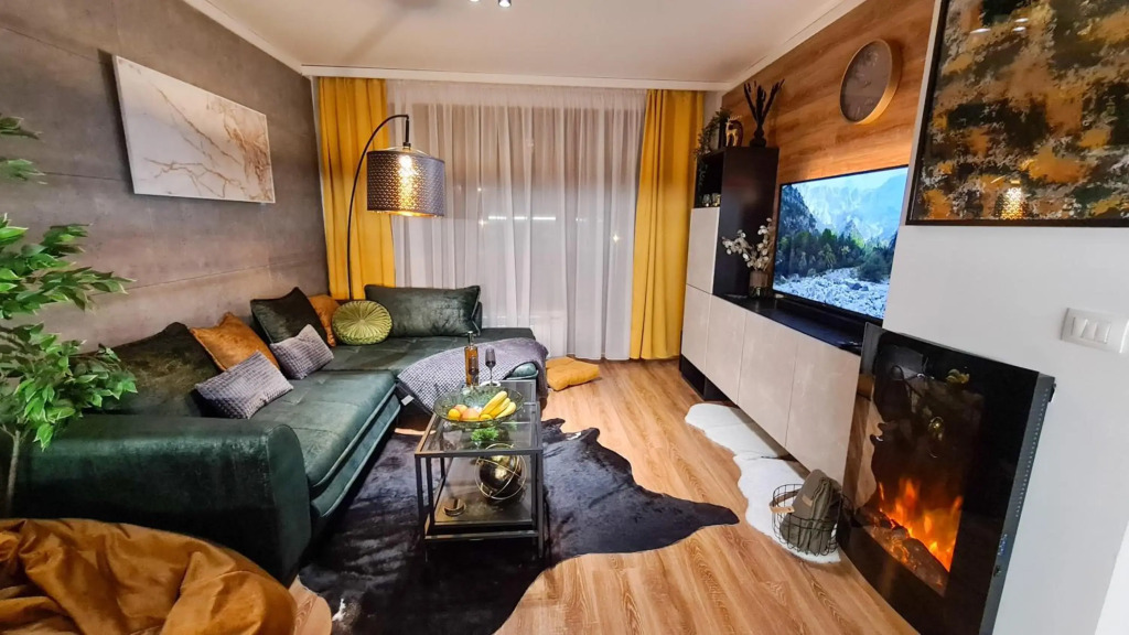 Apartmanica Double room apartment with balcony, best mountain 4* SPA Resort, Bansko