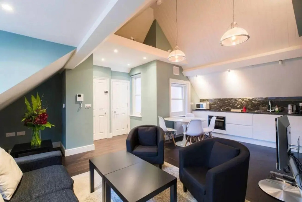 Elegant 1 bed next to Hyde Park, sleeps 2