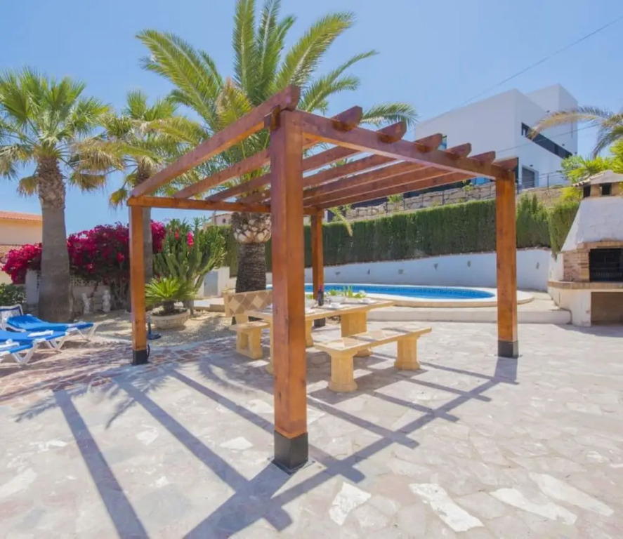 Villa - 4 Bedrooms with Pool and WiFi - 106418