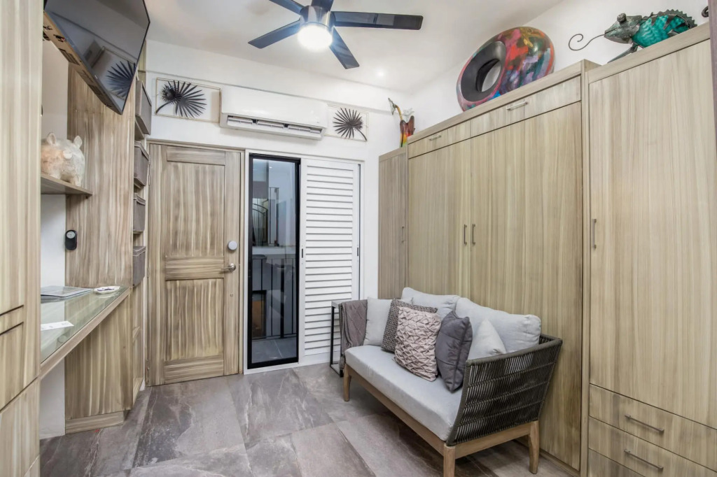 5D - Super Studio Well Laid out Everything you Need - Stunning Rooftop Inifinity Pool