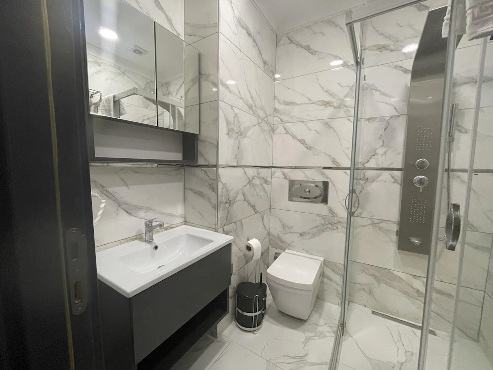 La Vie Suite Hotel