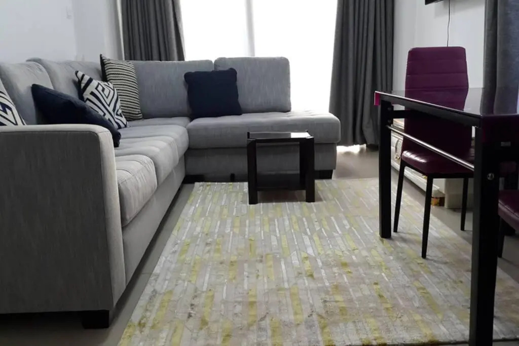 Lovely modern cozy private one bedroom apartment