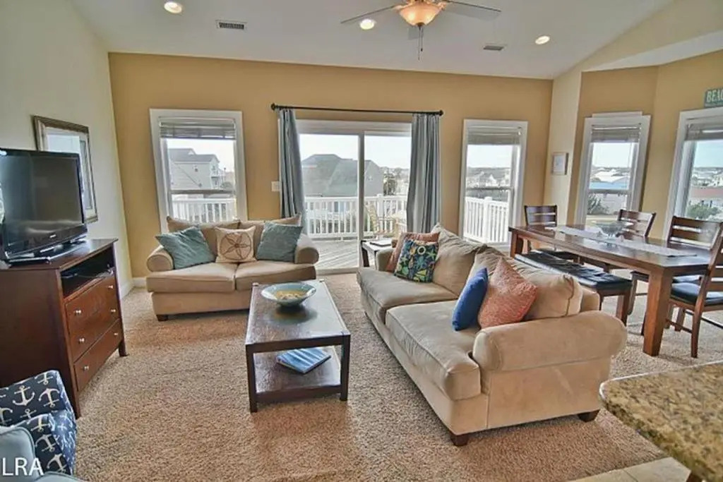 Anchored Inn- Sea Star 202