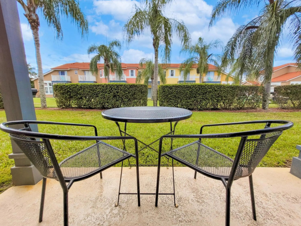 3Br 3Bath Pvt Townhome Patio 15min Disney 1291ft