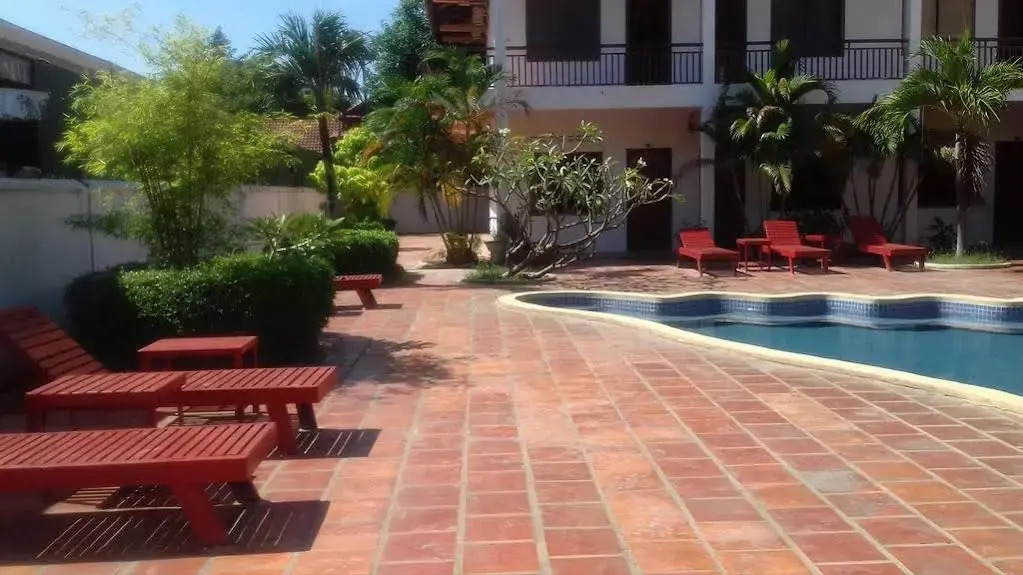 Earthwalkers Guesthouse