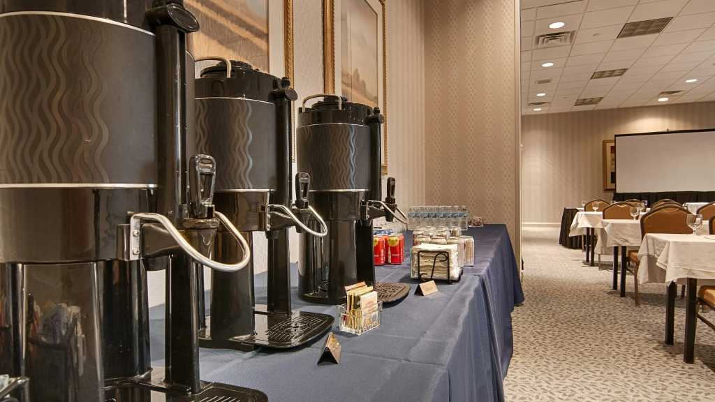 DoubleTree by Hilton Hotel Detroit Novi