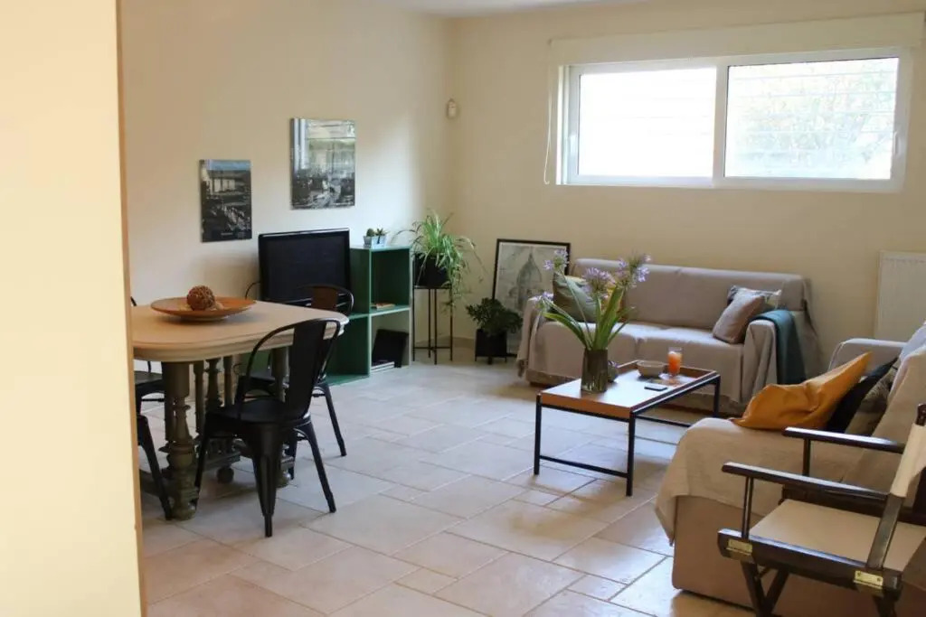 Aretis St Apartment