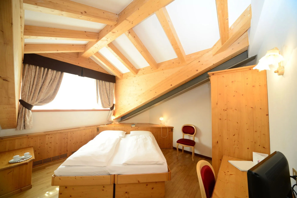 Hotel Crozzon