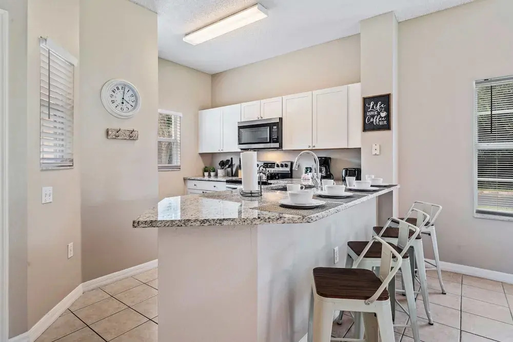 8400 Blue Lagoon Drive