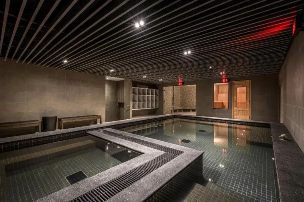 Lakeshore Hotel Tainan