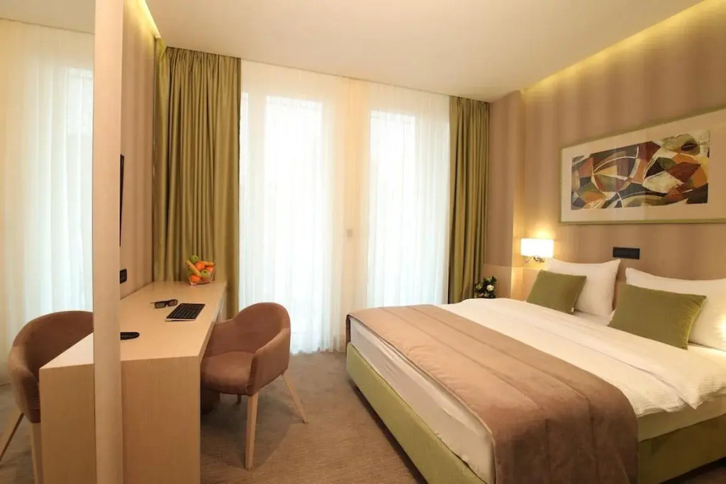 Hotel Argo