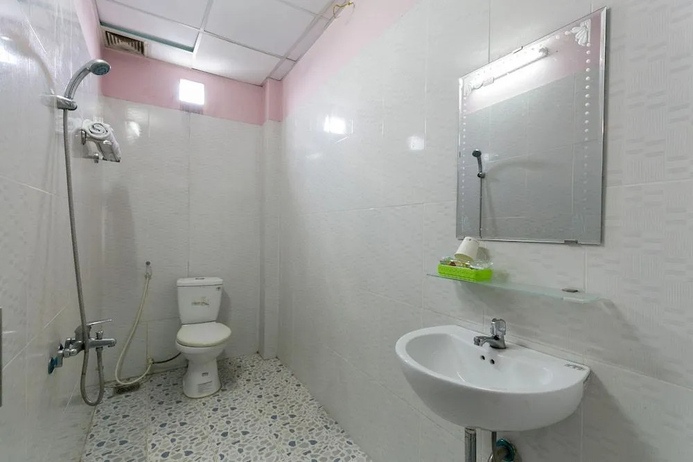 Oyo 967 Huu Loc Hotel