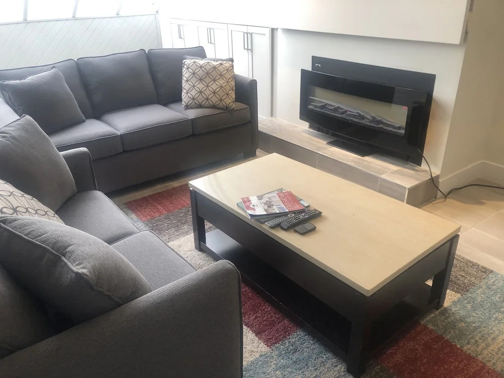 Whistler Blackcomb VR Hearthstone Lodge