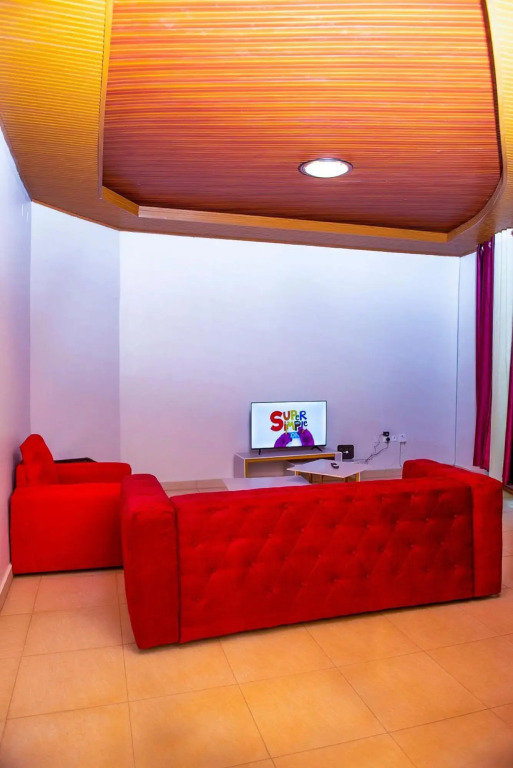 2-Bedroom: A hidden gem, comfort & space, an awesome base to explore Kigali just a few mins from Airport