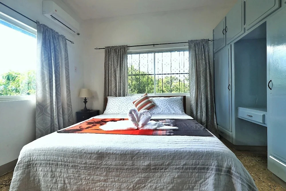 Inviting 3-bed Apt in Whim Estate- Nearscarborough