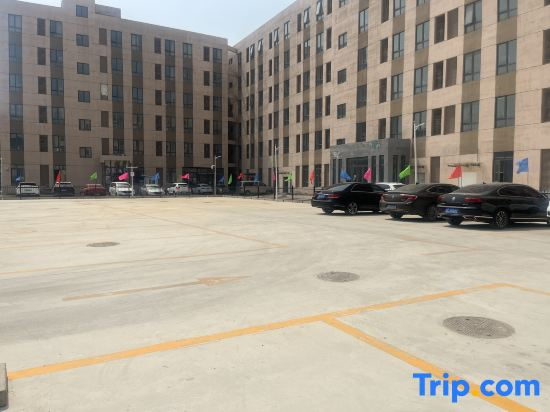 Home UP Huayi Selected Hotel (Tianjin Binhai New Area TEDA MSD Youth Square Branch)