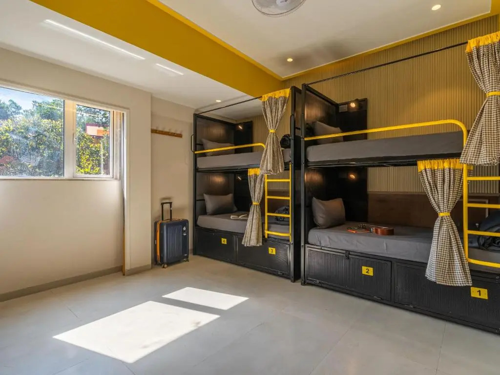 The Hosteller Mumbai, International Airport