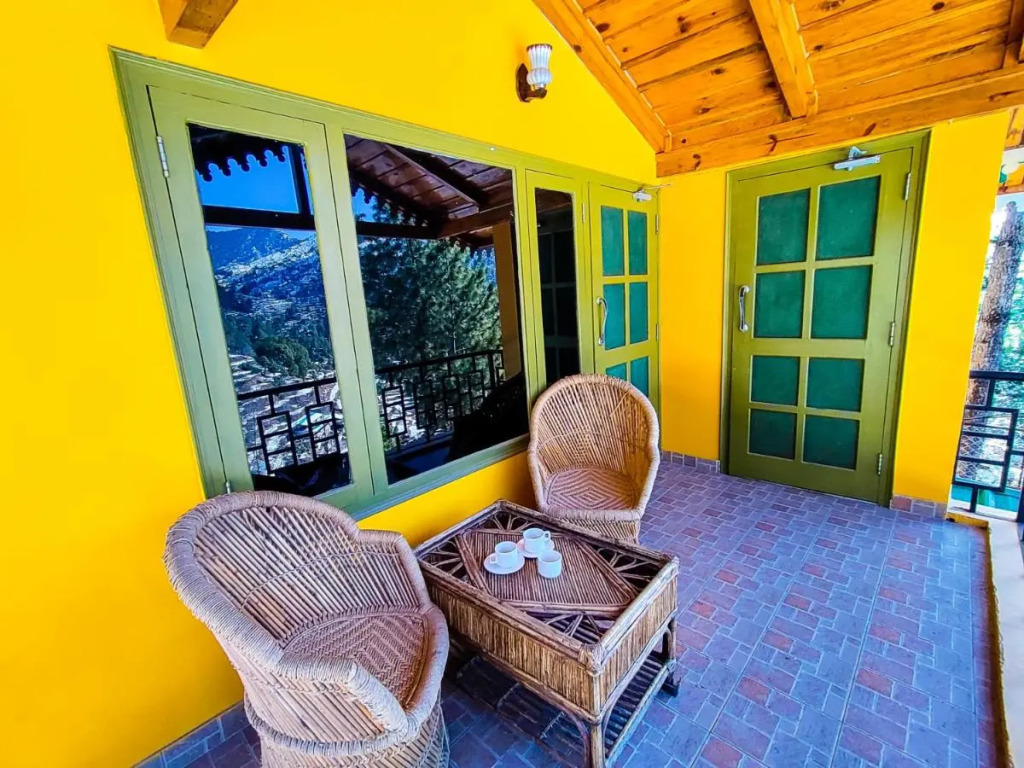THEHIMALAYANLIVING WHISTLING PINES