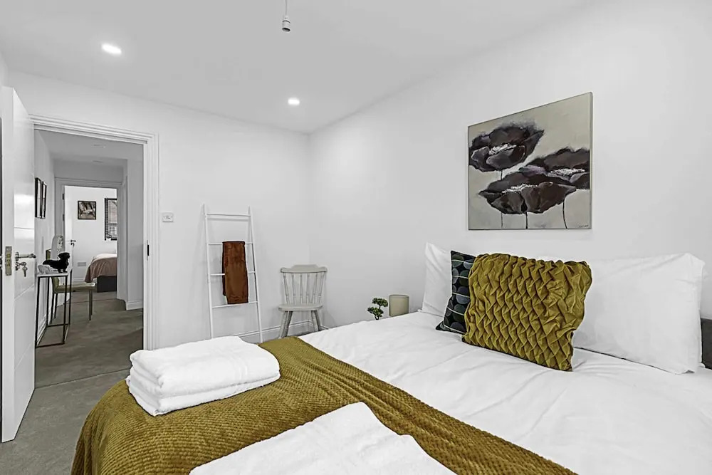 Beautiful 3 Bed Abode in Hanwell