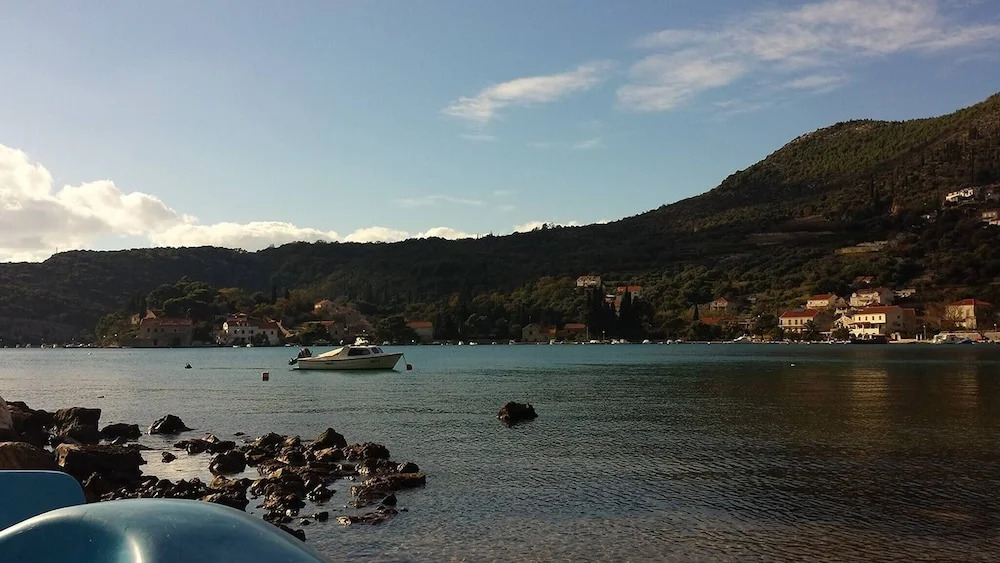Maar Deluxe Ideal Next To Dubrovnik