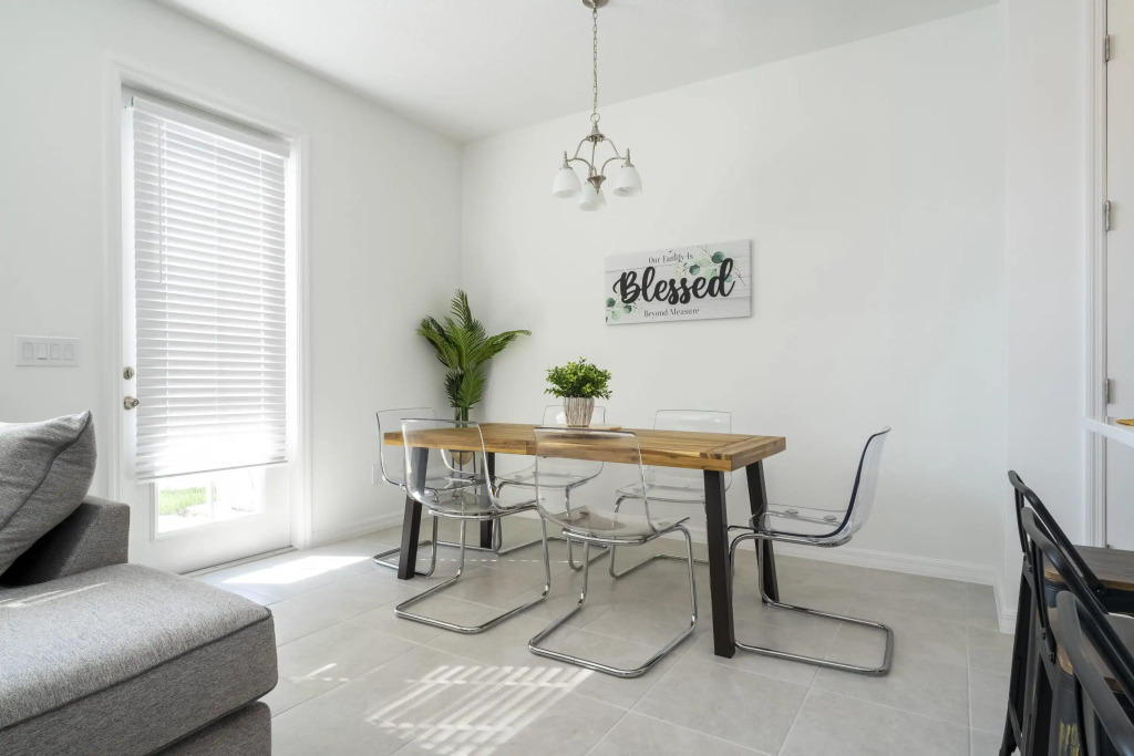 Marvelous 3 Bd Close to Disney   Enclaves at Festival 827
