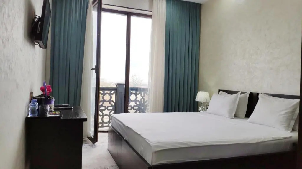 G'ayrat Hoji Ota Hotel