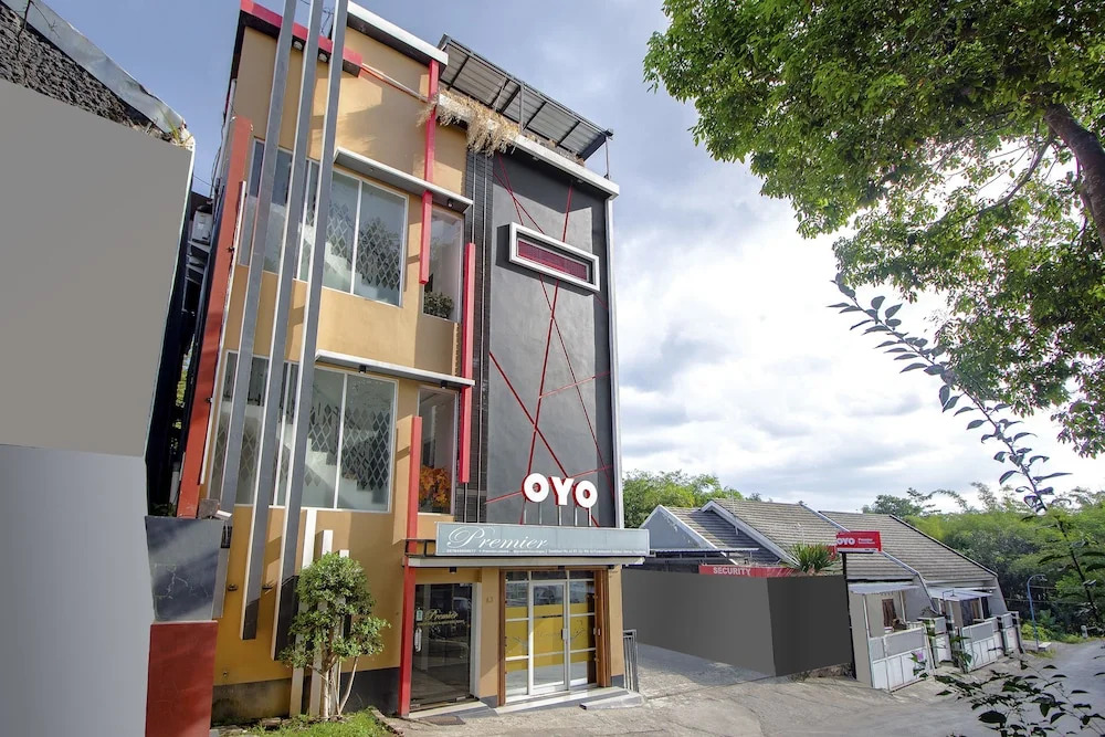 OYO 1057 Premier Guest House