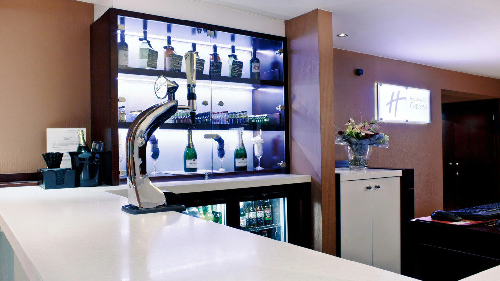 Holiday Inn Express Leeds-East by IHG