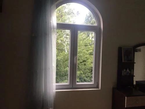 Zura's Guest House