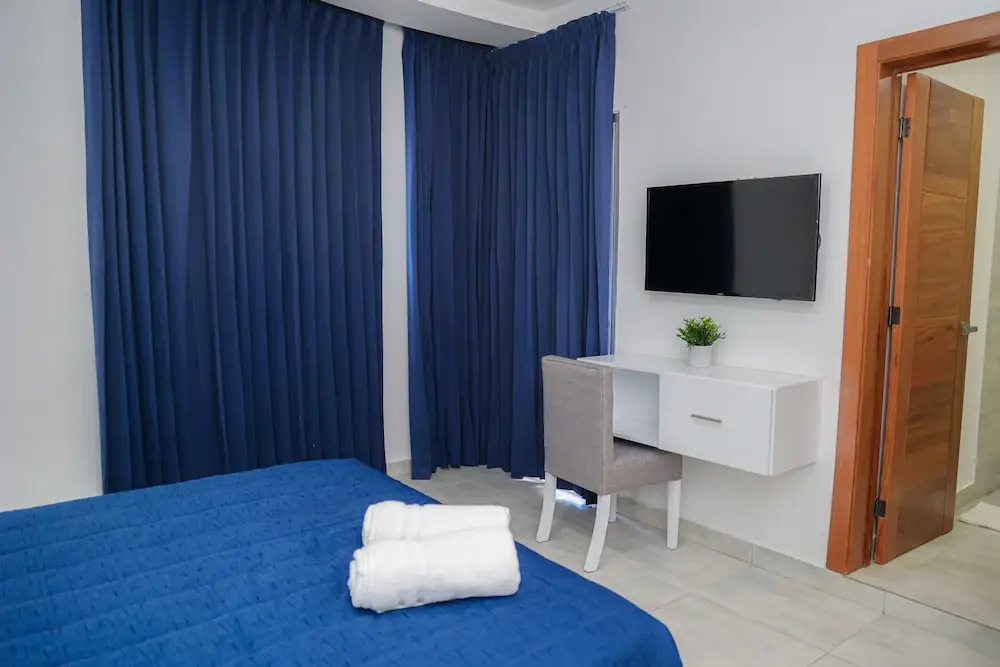 Jomy's Hotel