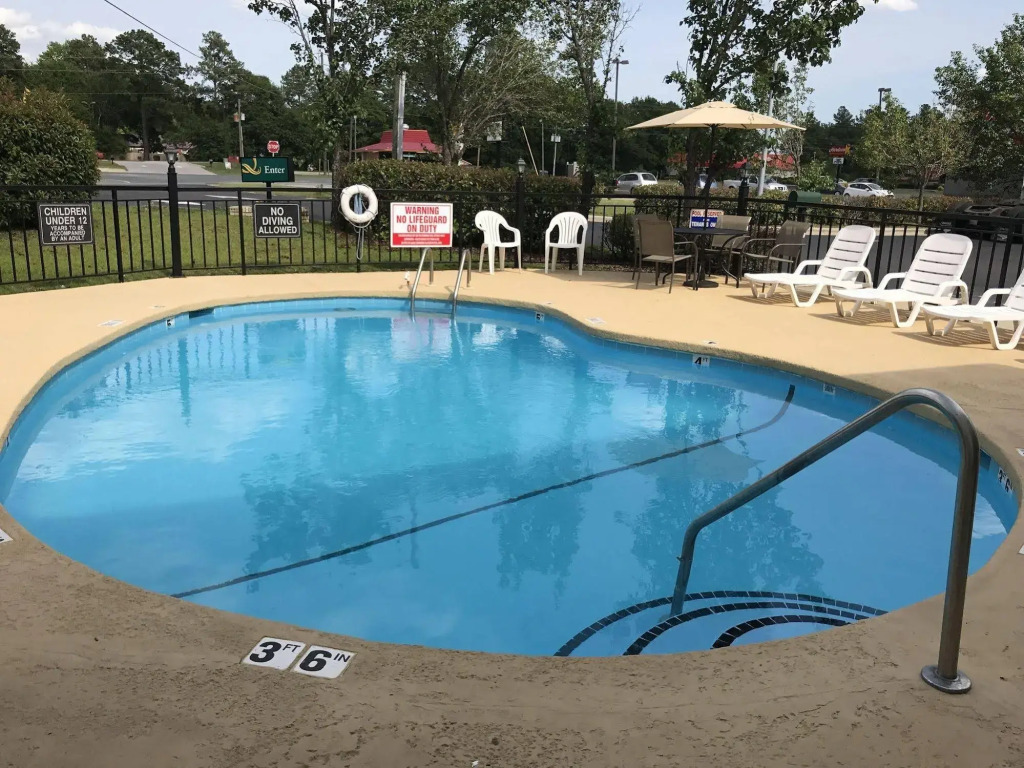 Quality Inn Raeford