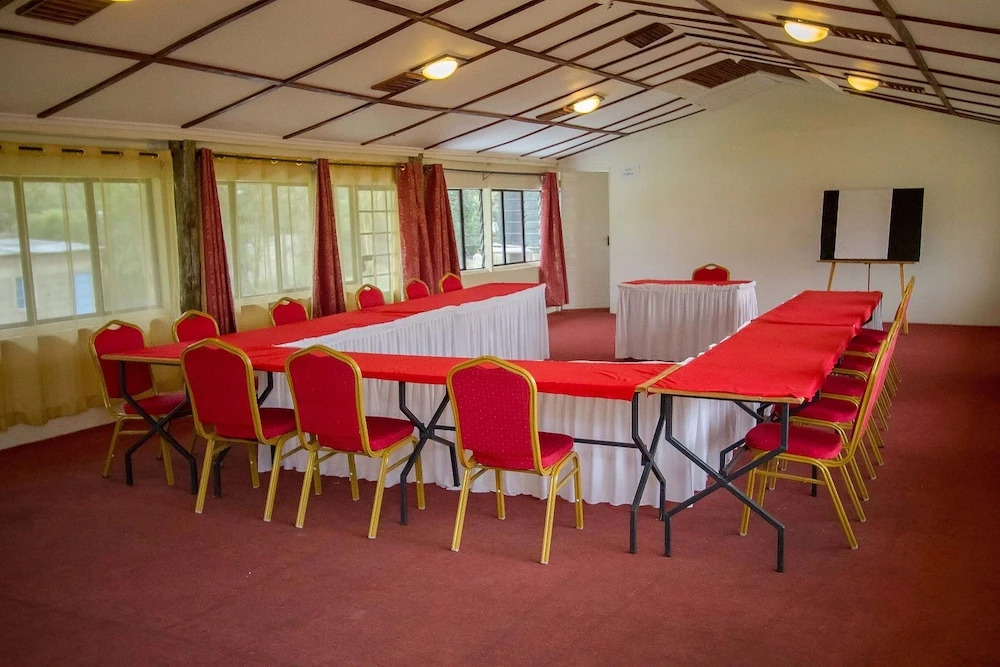 Fina Gardens Resort, Naivasha