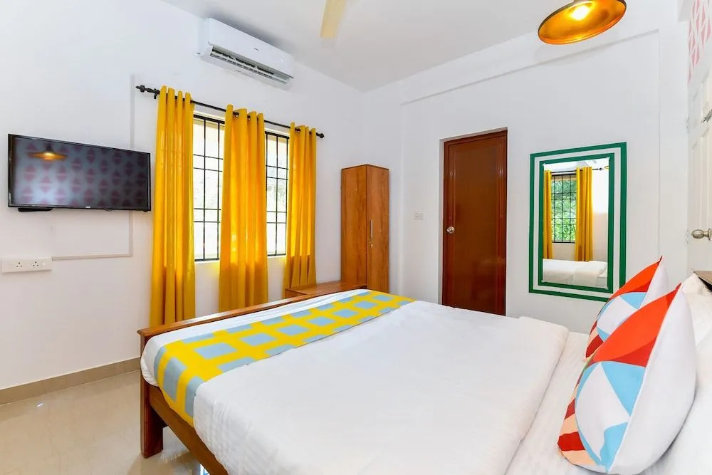 OYO Home 30657 Elegant Stay Near Lulu Mall
