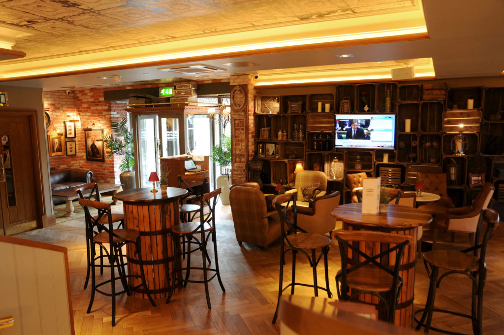 Busby Hotel