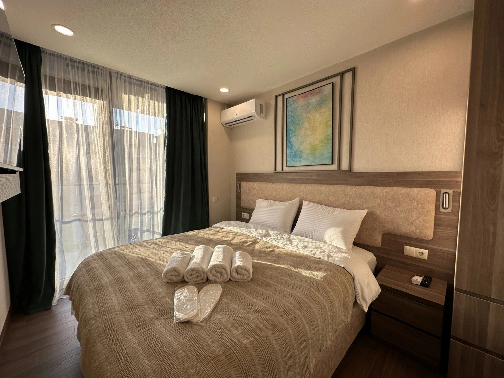 Апарт-отель Batumi Beach Apartments on Rejeb Nizharadze Street 20