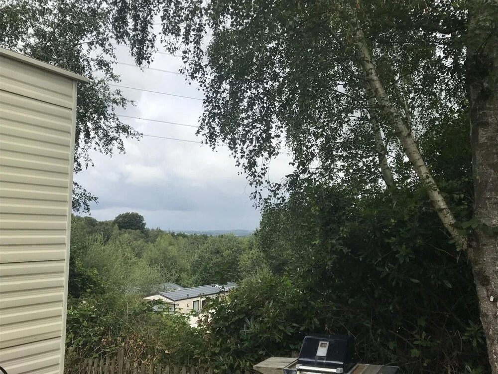 Delightful 3-bed Caravan With Fireplace, Wifi, BBQ