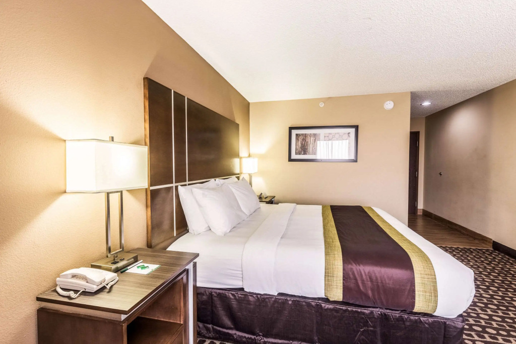 Quality Inn West Plains