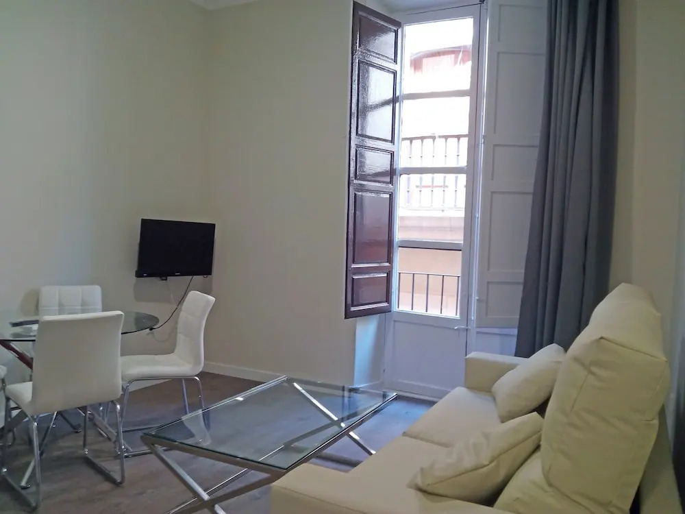 Apartamentos Valentina Deluxe 3000