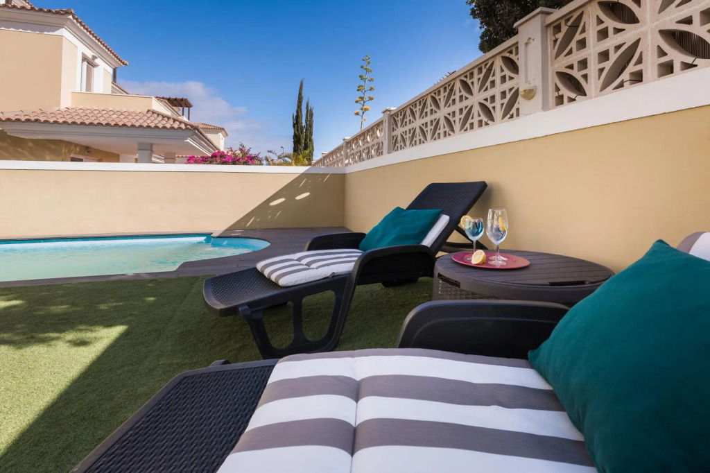 Home2Book Villa Fiona Private Pool & Wifi