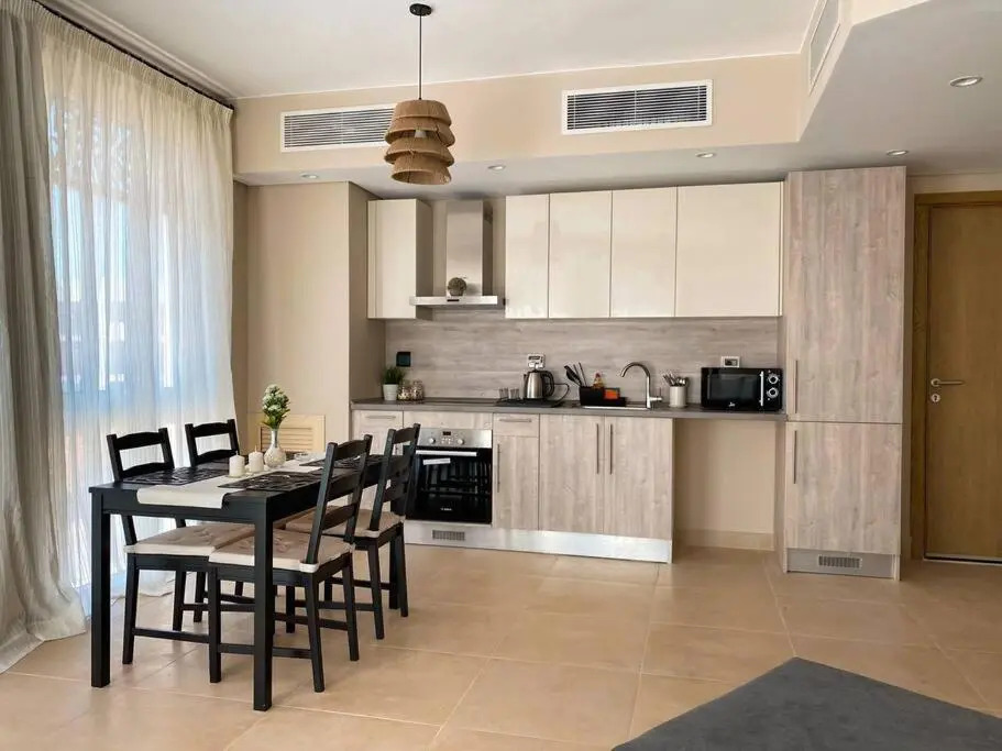 Lovely 1 Bedroom apt. At Mangroovy residence with free access to the Beach and Pools
