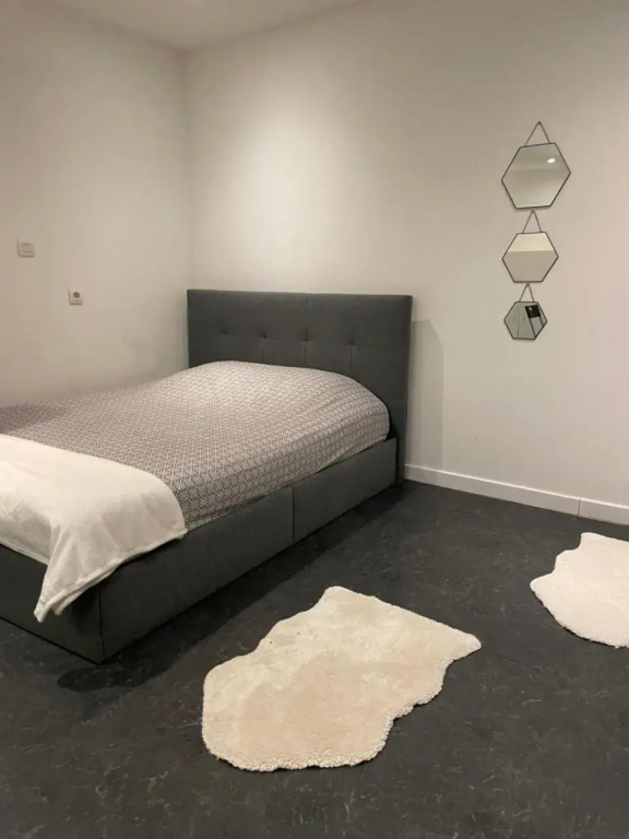 Montpellier : Jolie Studio Tres Calme (Adults Only)