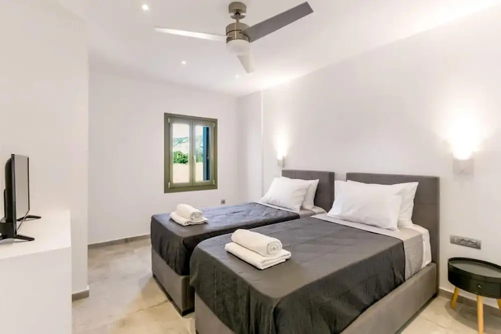 Ampelas Nostalgia Apartments - Zeus Haven in Paros