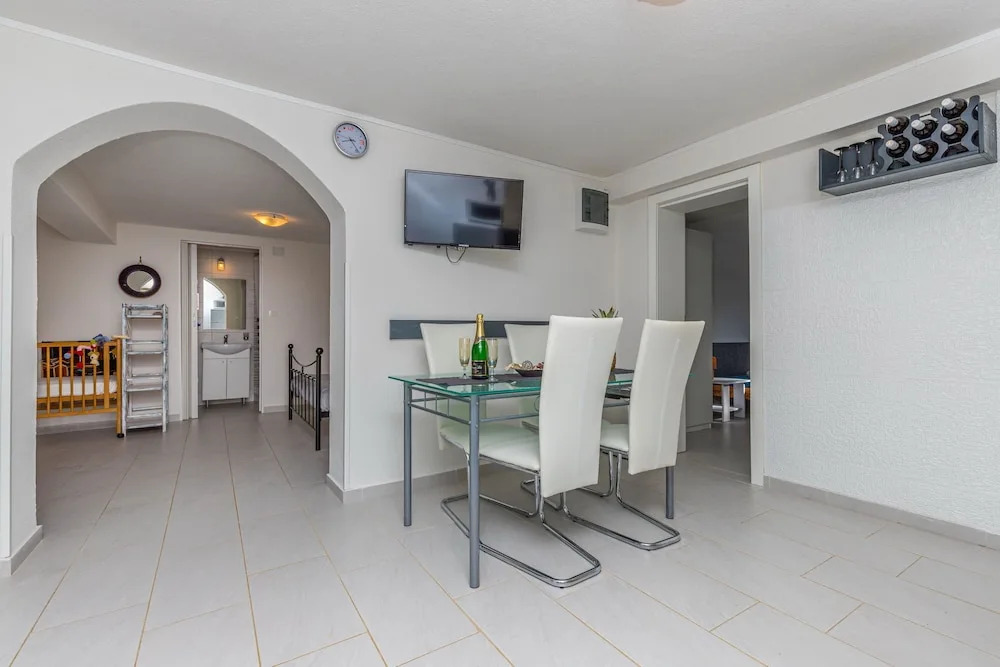 House Pavlina