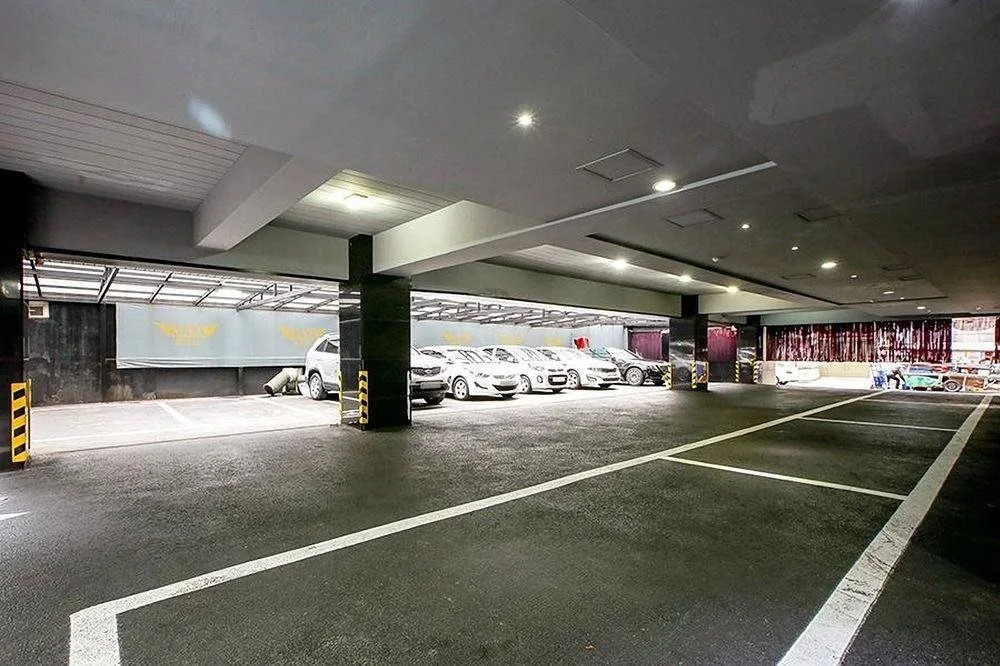 Max Hotel