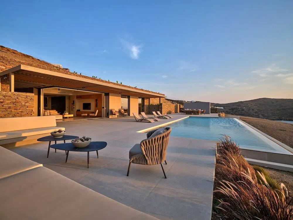 Big Blue Villas