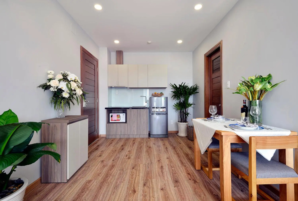 2K Home Riverpark Apartment