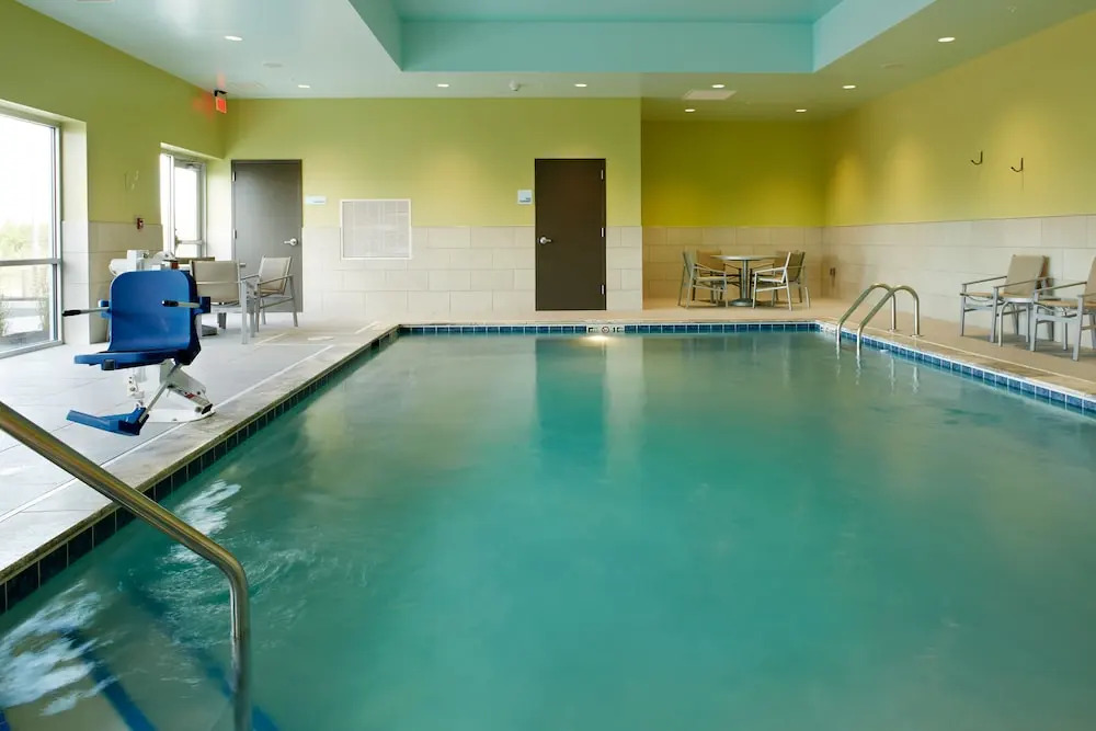 Holiday Inn Express & Suites - Cincinnati North - Liberty Way by IHG