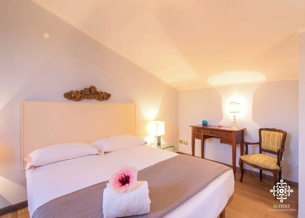 Villa Festosa - Luxury retreat by the beach