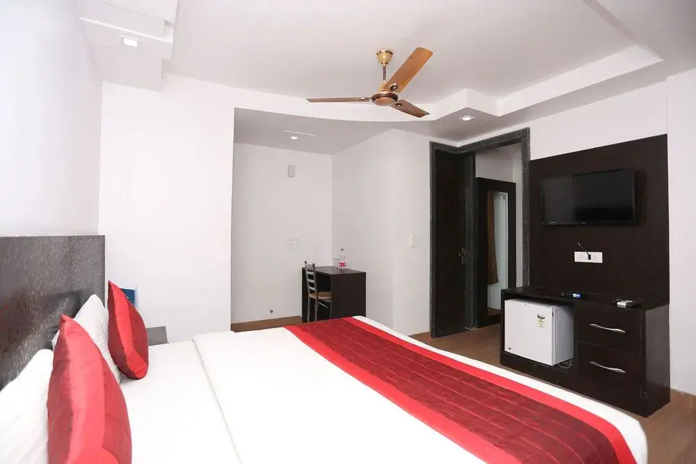 OYO 9812 Kanchan Residency